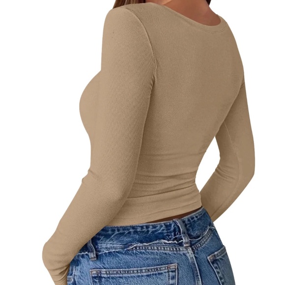 No Boundaries, Ribbed Knit Crop, Long Sleeve, Crew Neck, Stretchy, Khaki, XS - Picture 3 of 5